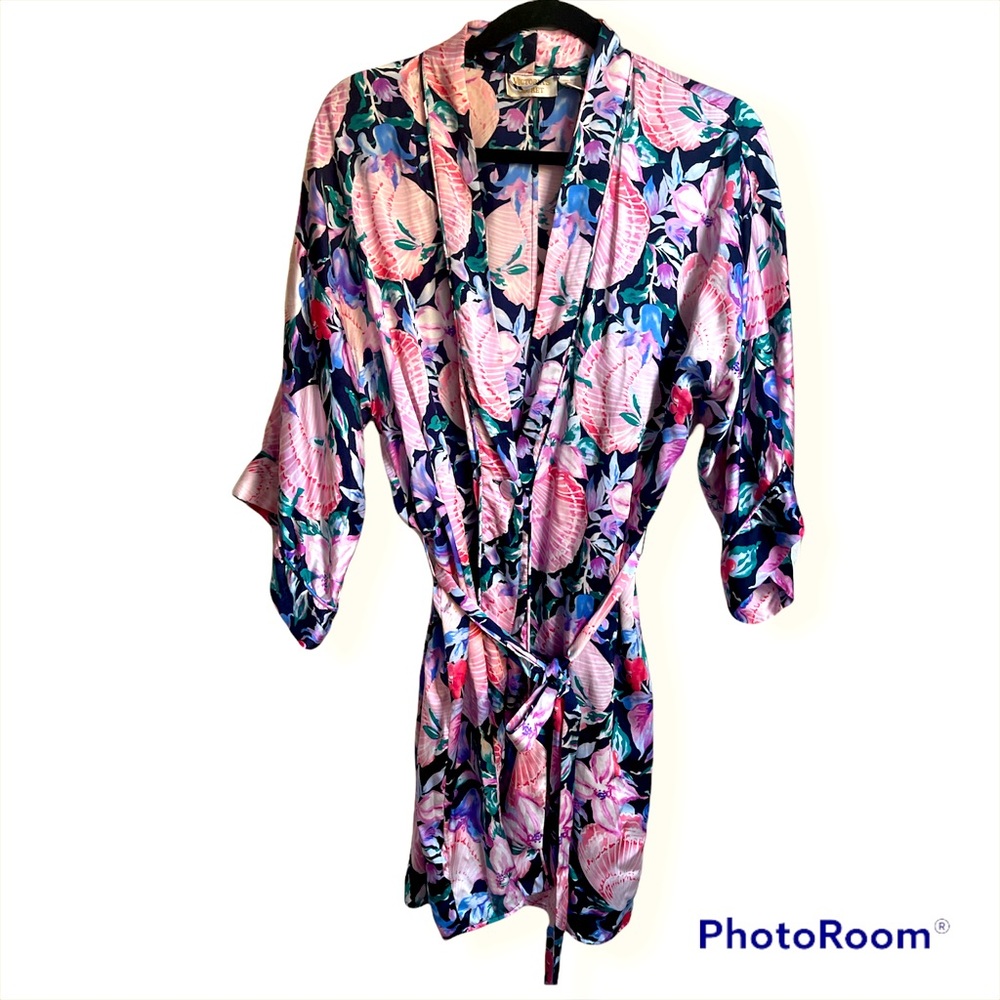 VTG Victoria's Secret Gold Label 100% Silk Robe